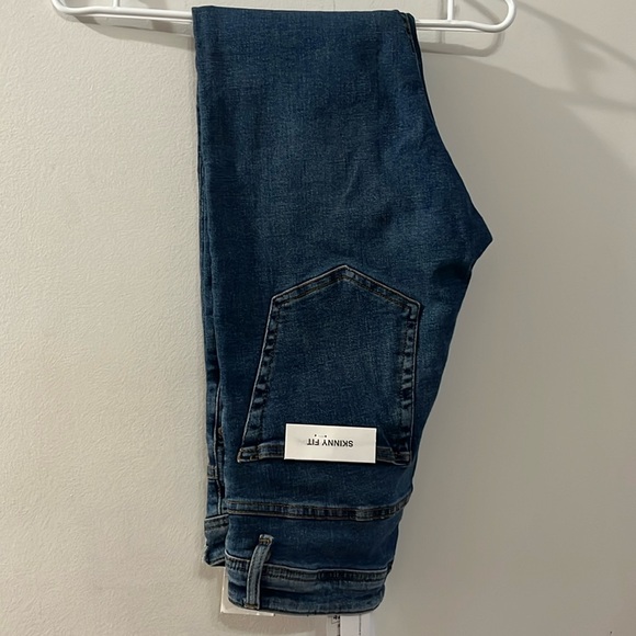 NWT Zara skinny Fit jeans, Size 42 . - Picture 6 of 6